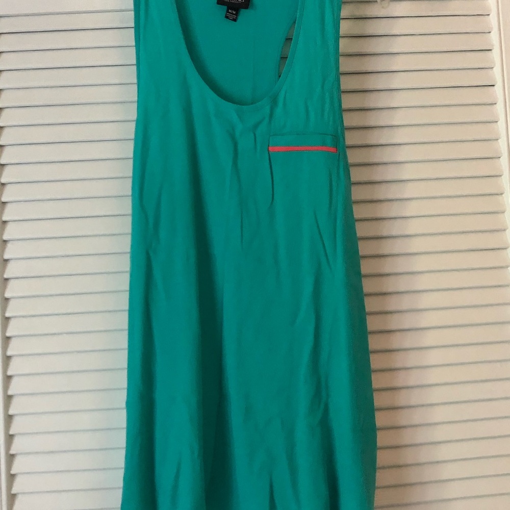 Tank (teal)